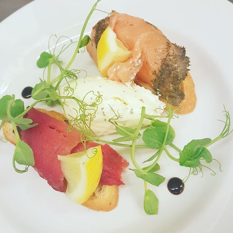The Kings Head Hotel Ross-on-Wye Экстерьер фото
